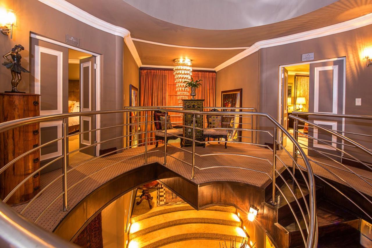 קניסנה Alexander Guest House מראה חיצוני תמונה