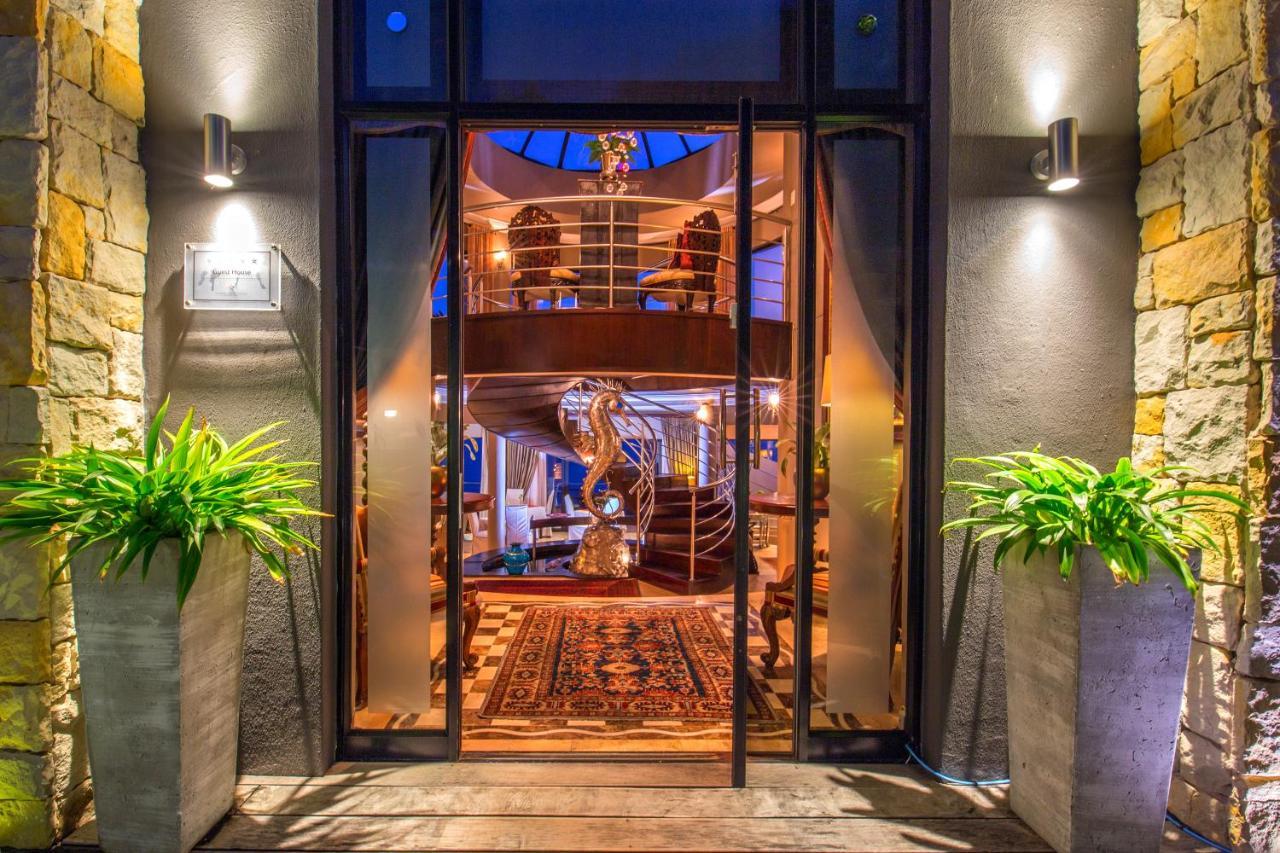 קניסנה Alexander Guest House מראה חיצוני תמונה