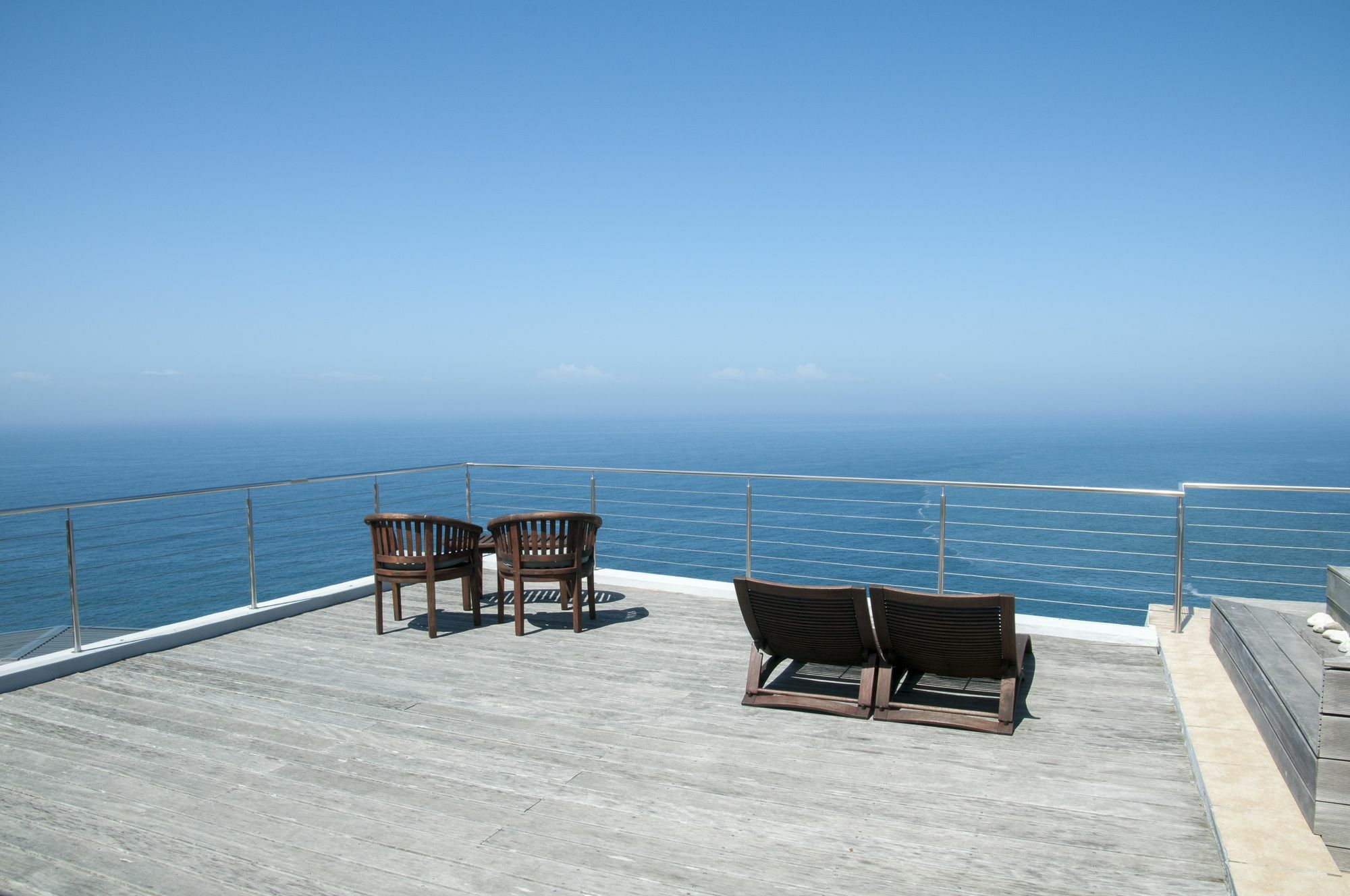 קניסנה Alexander Guest House מראה חיצוני תמונה