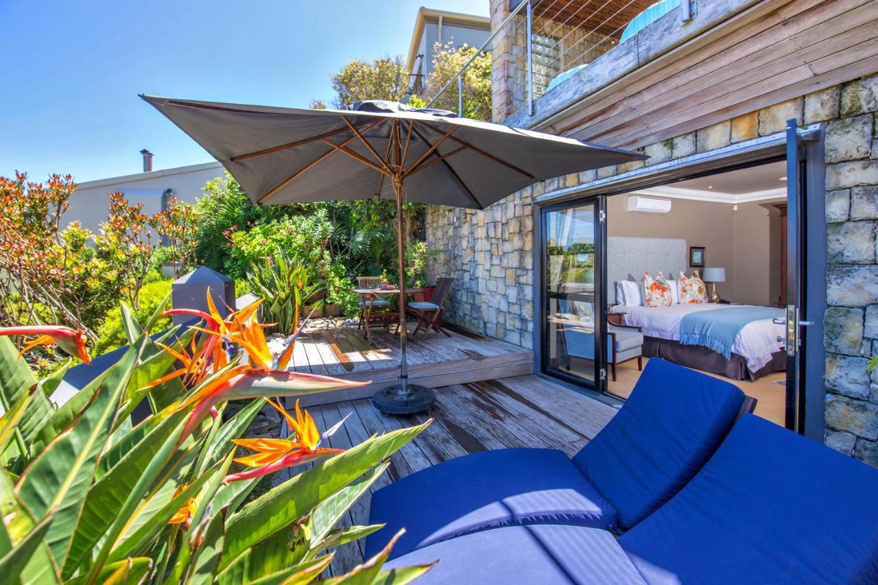 קניסנה Alexander Guest House מראה חיצוני תמונה