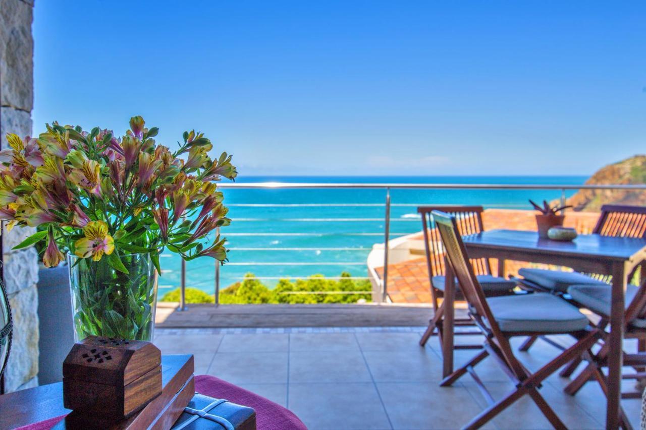 קניסנה Alexander Guest House מראה חיצוני תמונה