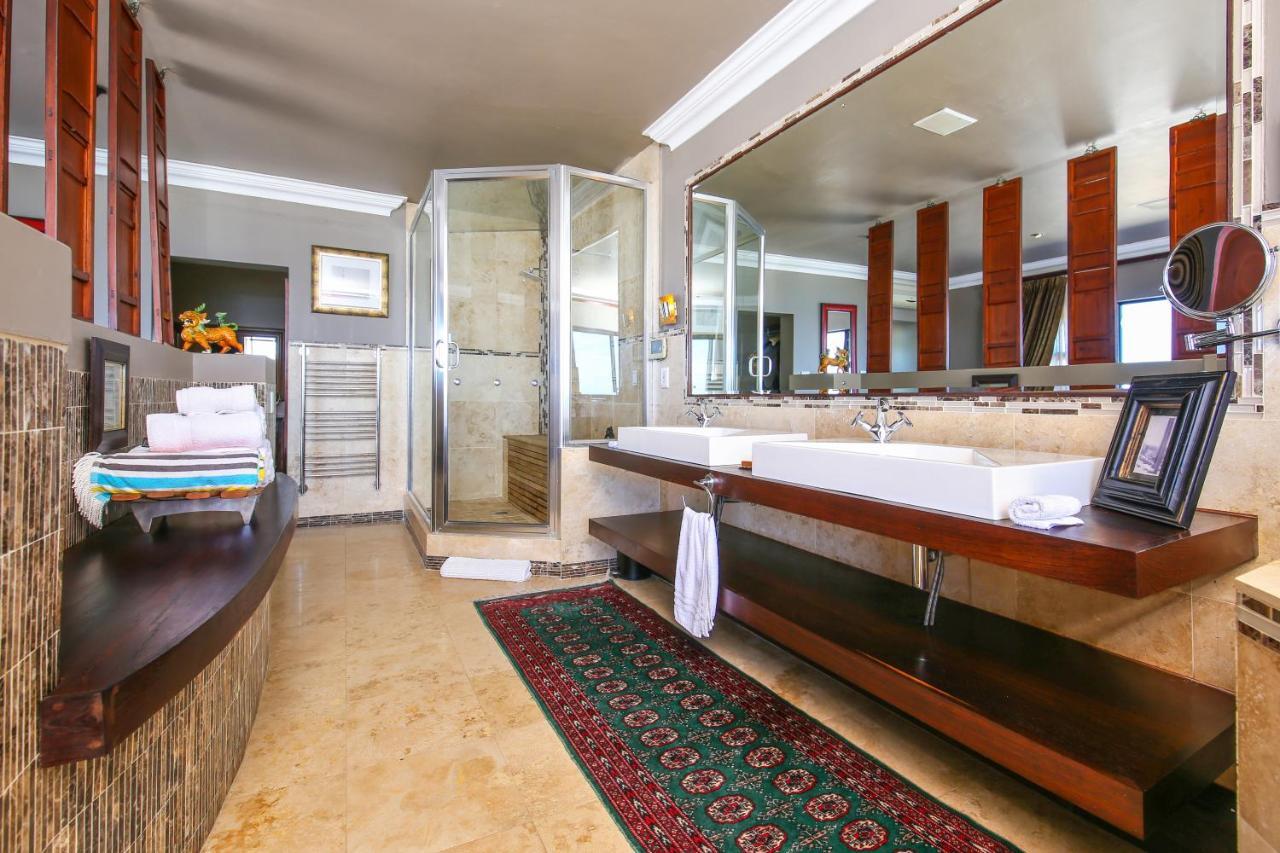קניסנה Alexander Guest House מראה חיצוני תמונה